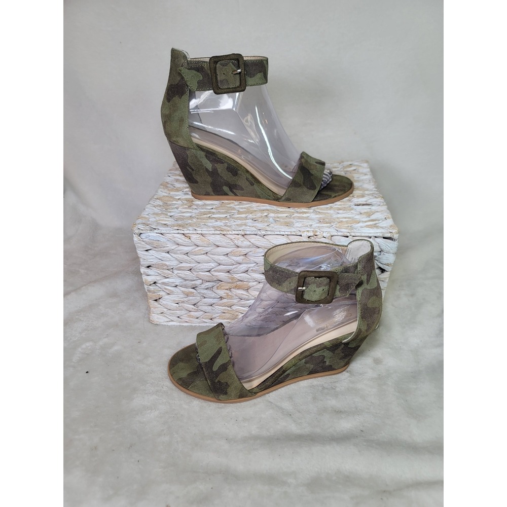 Seychelles Camo Leather Wedge Sandals Green Camouflage Ankle Strap Size 8 Pin Up